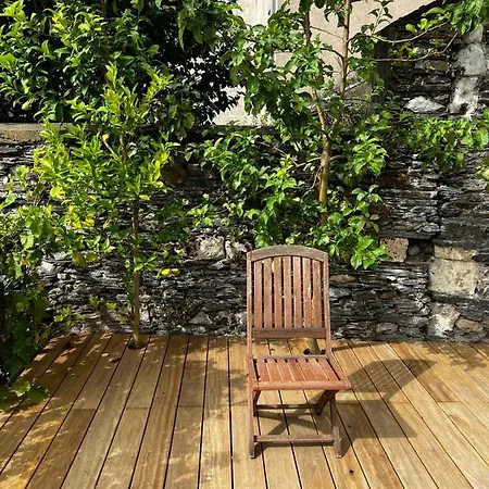 아파트 Au Calme Terrasse Privee Place De Parking Securisee *